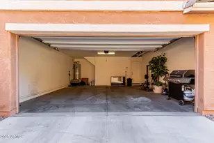 2044 N 77th Ln, Phoenix, AZ 85035 - Photo 29