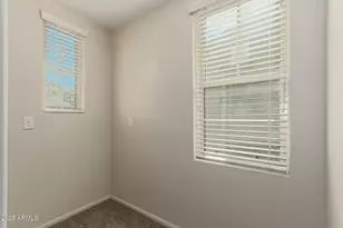 2044 N 77th Ln, Phoenix, AZ 85035 - Photo 27