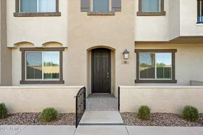 155 N Lakeview Boulevard #108, Chandler, AZ 85225 - Photo 3