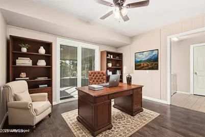 10129 W Pine Springs Drive, Sun City, AZ 85373 - Photo 9