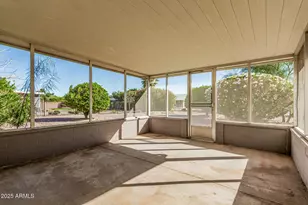 10129 W Pine Springs Dr, Sun City, AZ 85373 - Photo 29