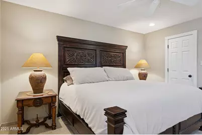 4208 N 38th Street #2, Phoenix, AZ 85018 - Photo 13