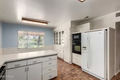 1339 E Luke Avenue, Phoenix, AZ 85014 - Photo 17