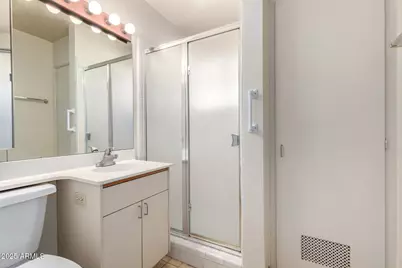 1339 E Luke Avenue, Phoenix, AZ 85014 - Photo 25