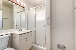 1339 E Luke Ave, Phoenix, AZ 85014 - Photo 25