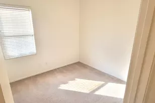 2024 S Falcon Dr, Gilbert, AZ 85295 - Photo 15