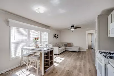 2605 W Van Buren Street #104, Phoenix, AZ 85009 - Photo 11
