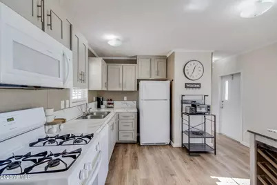 2605 W Van Buren Street #104, Phoenix, AZ 85009 - Photo 13