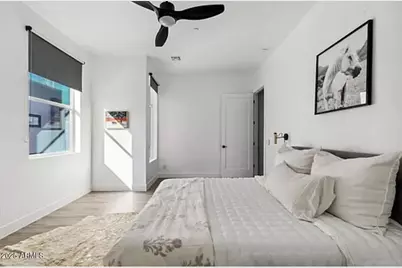 3107 N 39th Street #7, Phoenix, AZ 85018 - Photo 13