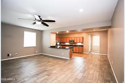 1709 E Grenadine Road, Phoenix, AZ 85040 - Photo 7