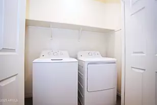 1709 E Grenadine Rd, Phoenix, AZ 85040 - Photo 35