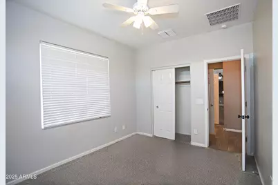 1709 E Grenadine Road, Phoenix, AZ 85040 - Photo 23
