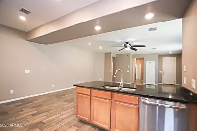 1709 E Grenadine Road, Phoenix, AZ 85040 - Photo 13