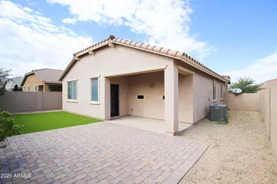 1709 E Grenadine Road, Phoenix, AZ 85040 - Photo 31