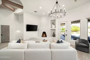 10918 E Sutherland Way, Scottsdale, AZ 85262 - Photo 7