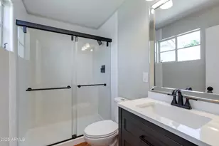 1812 S Shafer Dr, Tempe, AZ 85281 - Photo 21