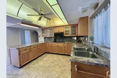 5418 S Equestrian Avenue, Sierra Vista, AZ 85650 - Photo 9