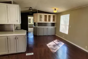 708 W McMurray Blvd, Casa Grande, AZ 85122 - Photo 1