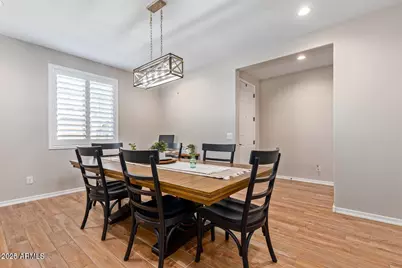 7609 W Odeum Lane, Phoenix, AZ 85043 - Photo 9