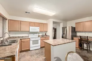 7004 S 30th Ave, Phoenix, AZ 85041 - Photo 9