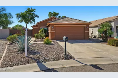 1155 E Vernoa Street, San Tan Valley, AZ 85140 - Photo 1
