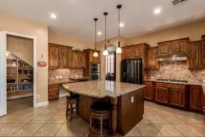 15650 W Vernon Avenue, Goodyear, AZ 85395 - Photo 19