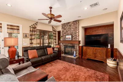 15650 W Vernon Avenue, Goodyear, AZ 85395 - Photo 29