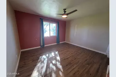 752 W 3rd Place, Mesa, AZ 85201 - Photo 9