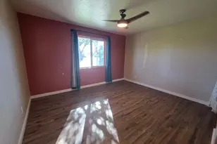 752 W 3rd Pl, Mesa, AZ 85201 - Photo 9