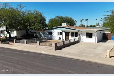 3132 W Acapulco Lane, Phoenix, AZ 85053 - Photo 1