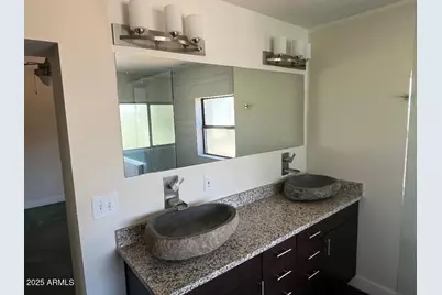 1006 E Weldon Avenue, Phoenix, AZ 85014 - Photo 23