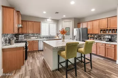 15294 W Old Oak Lane, Surprise, AZ 85379 - Photo 17