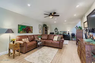 10437 E Cochise Ave, Scottsdale, AZ 85258 - Photo 9