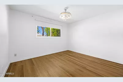 8414 E Sage Drive, Scottsdale, AZ 85250 - Photo 11