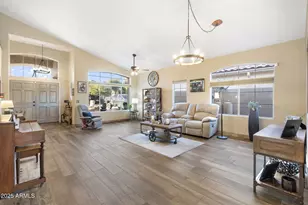 1437 E Glenhaven Dr, Phoenix, AZ 85048 - Photo 5