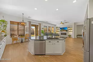 11917 W Villa Hermosa Ln, Sun City, AZ 85373 - Photo 13