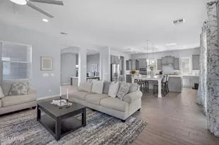 4262 S Notting Hill Dr, Gilbert, AZ 85297 - Photo 9