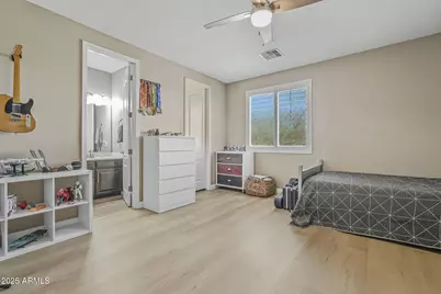 617 W Cantebria Drive, Gilbert, AZ 85233 - Photo 45