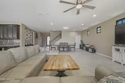 617 W Cantebria Drive, Gilbert, AZ 85233 - Photo 17