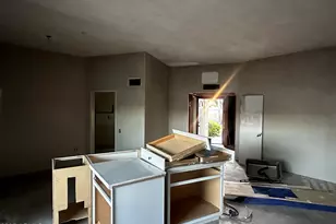 10958 W Coggins Dr, Sun City, AZ 85351 - Photo 5