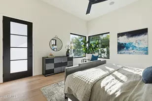 4234 N 42nd Pl, Phoenix, AZ 85018 - Photo 19