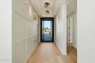 4234 N 42nd Pl, Phoenix, AZ 85018 - Photo 3