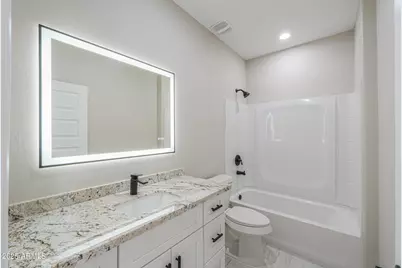 229 E Cedar Avenue, Casa Grande, AZ 85122 - Photo 17