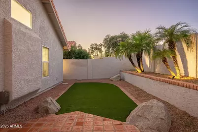 8938 E Dahlia Drive, Scottsdale, AZ 85260 - Photo 25