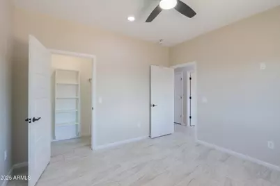 233 E Cedar Avenue, Casa Grande, AZ 85122 - Photo 19