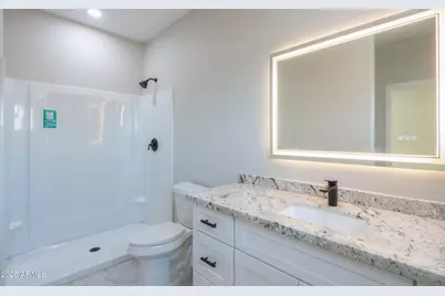 233 E Cedar Avenue, Casa Grande, AZ 85122 - Photo 25