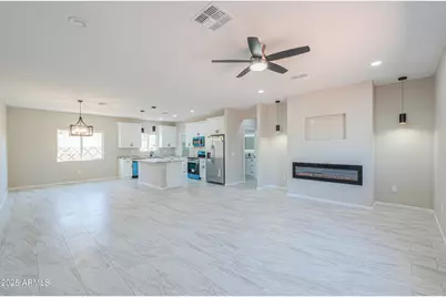 233 E Cedar Avenue, Casa Grande, AZ 85122 - Photo 3