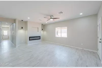 233 E Cedar Avenue, Casa Grande, AZ 85122 - Photo 5