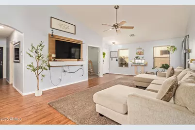 11822 W Softwind Drive, Sun City, AZ 85373 - Photo 5