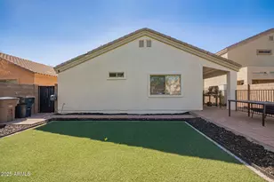 11822 W Softwind Dr, Sun City, AZ 85373 - Photo 27